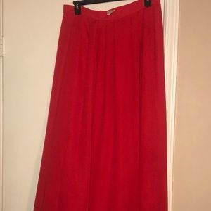 Ladies maxi skirt
